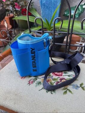 Stanley Bright Blue Men's Utility Belt Bag with Black Strap